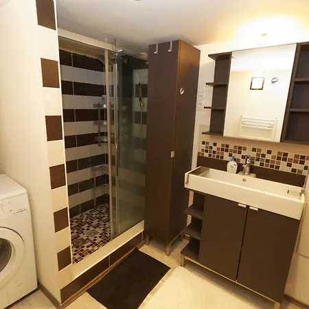 公寓 Stanka's Close To Opera *